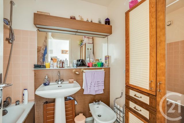 Appartement F4 &agrave; vendre - 4 pi&egrave;ces - 92,67 m2 - Paris - 75015 - ILE-DE-FRANCE