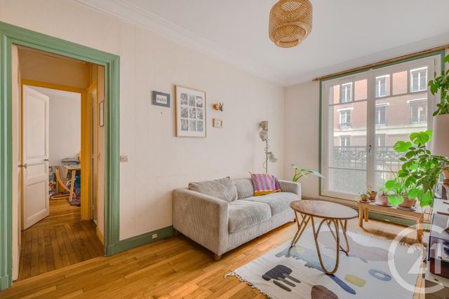 Appartement F2 &agrave; vendre - 2 pi&egrave;ces - 47,61 m2 - Paris - 75015 - ILE-DE-FRANCE