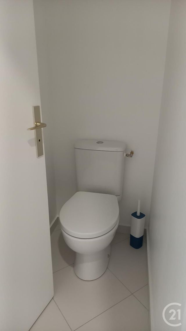 Appartement F3 &agrave; louer - 3 pi&egrave;ces - 57,24 m2 - Paris - 75015 - ILE-DE-FRANCE