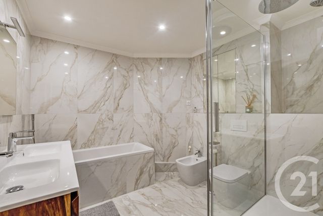 Appartement F5 &agrave; vendre - 4 pi&egrave;ces - 96,05 m2 - Paris - 75015 - ILE-DE-FRANCE