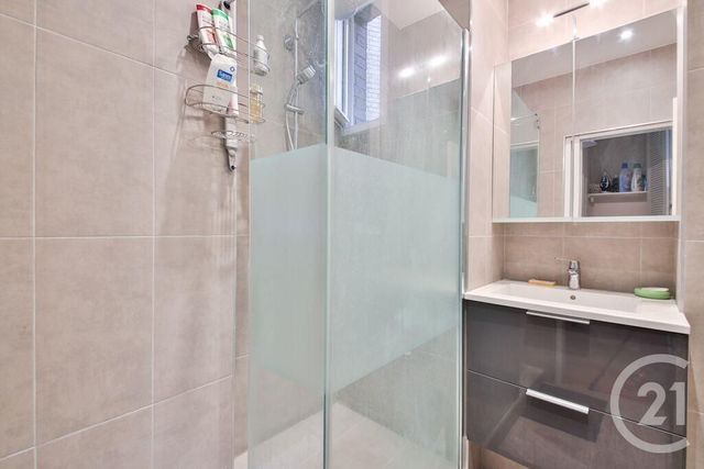 Appartement F2 &agrave; louer - 2 pi&egrave;ces - 53,56 m2 - Paris - 75015 - ILE-DE-FRANCE