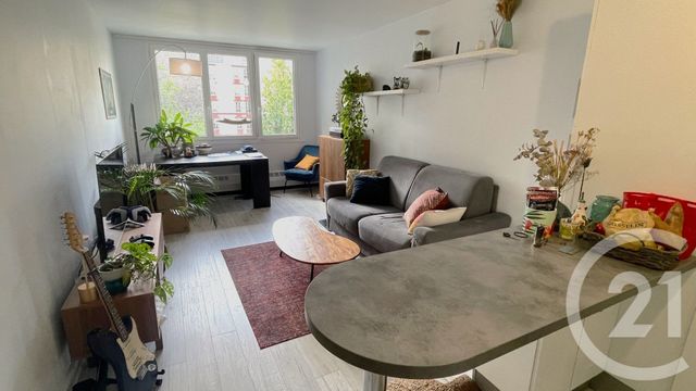 Appartement F2 &agrave; louer - 2 pi&egrave;ces - 41,93 m2 - Paris - 75015 - ILE-DE-FRANCE
