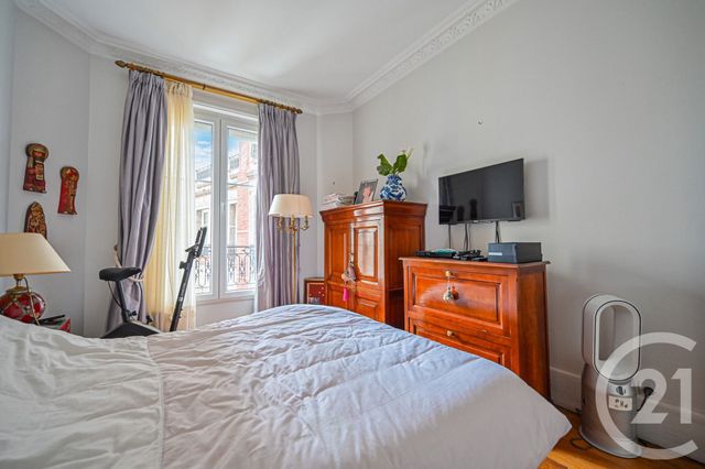Appartement F4 &agrave; vendre - 4 pi&egrave;ces - 82,24 m2 - Paris - 75015 - ILE-DE-FRANCE