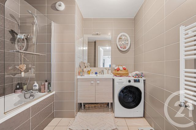 Appartement F3 &agrave; vendre - 3 pi&egrave;ces - 64,75 m2 - Suresnes - 92 - ILE-DE-FRANCE