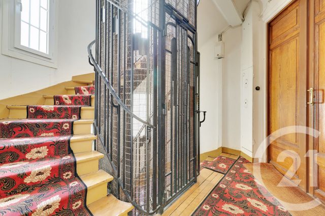 Appartement F3 &agrave; louer - 3 pi&egrave;ces - 66,06 m2 - Paris - 75015 - ILE-DE-FRANCE