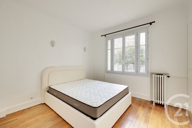 Appartement F3 &agrave; louer - 3 pi&egrave;ces - 66,06 m2 - Paris - 75015 - ILE-DE-FRANCE
