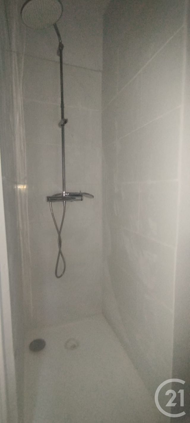 Appartement F1 &agrave; louer - 1 pi&egrave;ce - 19,39 m2 - St Ouen - 93 - ILE-DE-FRANCE