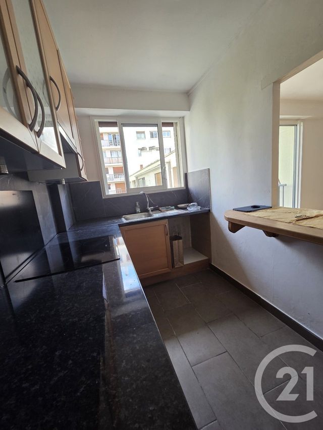 Appartement &agrave; louer - 2 pi&egrave;ces - 62,23 m2 - Paris - 75015 - ILE-DE-FRANCE