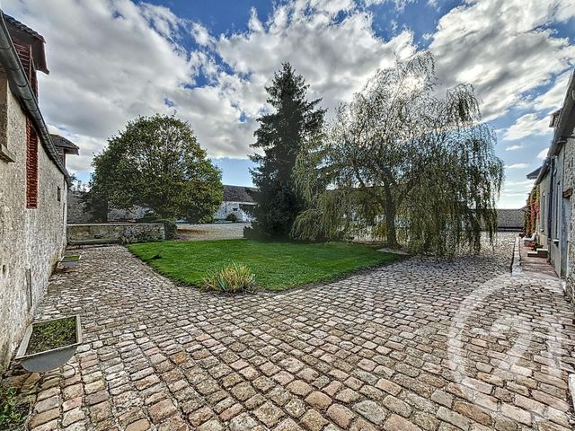 Maison à vendre - 6 pièces - 146 m2 - St Loup De Naud - 77 - ILE-DE-FRANCE