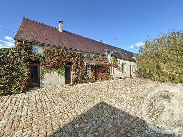 Maison à vendre - 6 pièces - 146 m2 - St Loup De Naud - 77 - ILE-DE-FRANCE