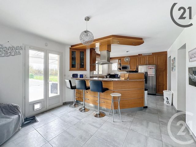 Maison à vendre - 9 pièces - 197 m2 - Ste Colombe - 77 - ILE-DE-FRANCE