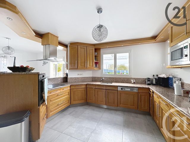 Maison à vendre - 9 pièces - 197 m2 - Ste Colombe - 77 - ILE-DE-FRANCE