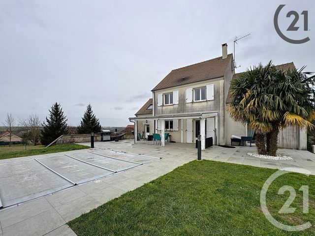 Maison à vendre - 9 pièces - 197 m2 - Ste Colombe - 77 - ILE-DE-FRANCE