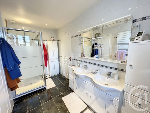 Appartement F6 à vendre - 6 pièces - 194,88 m2 - Provins - 77 - ILE-DE-FRANCE