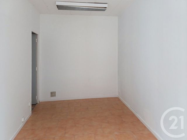 Local commercial à louer - 21.0 m2 - 10 - Aube