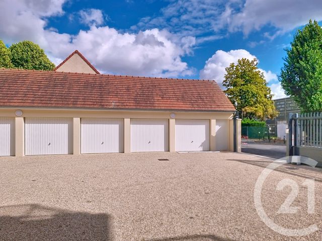 Appartement F3 bis &agrave; vendre - 4 pi&egrave;ces - 100,49 m2 - Nangis - 77 - ILE-DE-FRANCE