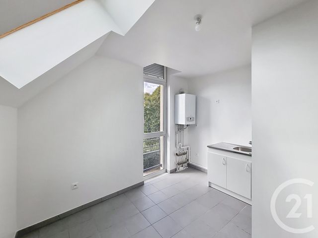Appartement F3 bis &agrave; vendre - 4 pi&egrave;ces - 100,49 m2 - Nangis - 77 - ILE-DE-FRANCE