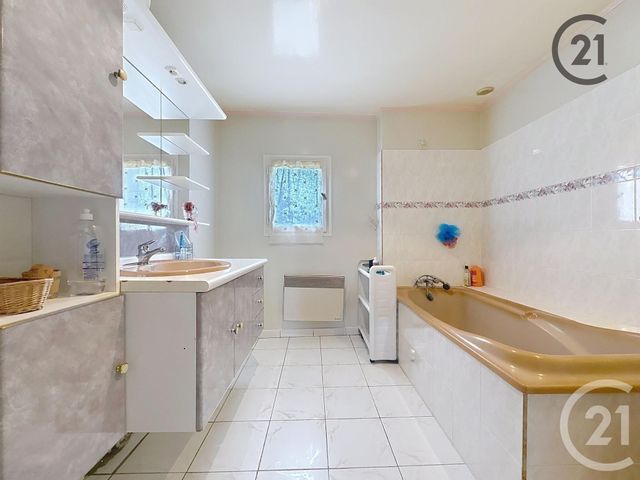 Maison &agrave; vendre - 9 pi&egrave;ces - 229,80 m2 - Sourdun - 77 - ILE-DE-FRANCE