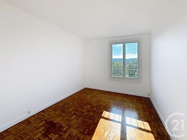 Appartement F3 &agrave; louer - 3 pi&egrave;ces - 59,08 m2 - Provins - 77 - ILE-DE-FRANCE