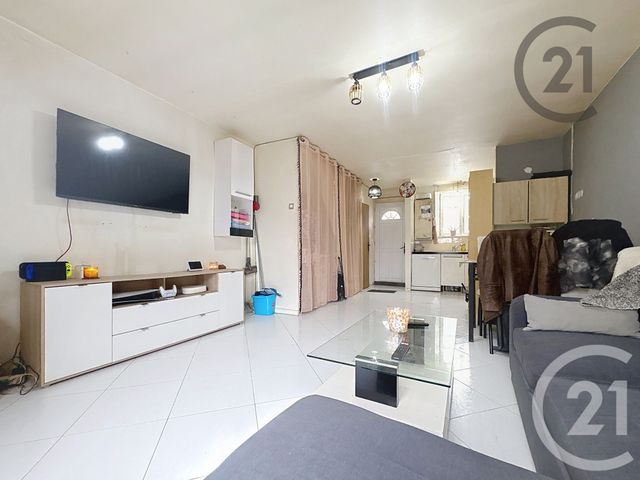 maison - CHENOISE - 77