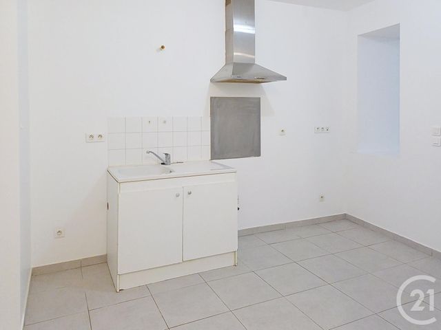 Appartement F3 &agrave; louer - 3 pi&egrave;ces - 46,89 m2 - Provins - 77 - ILE-DE-FRANCE