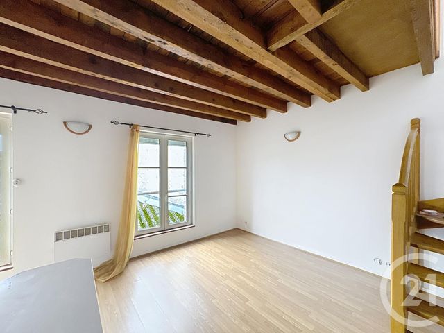 Appartement Studio &agrave; louer - 1 pi&egrave;ce - 25,40 m2 - Provins - 77 - ILE-DE-FRANCE