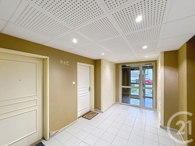 Appartement F2 &agrave; louer - 2 pi&egrave;ces - 46,57 m2 - Provins - 77 - ILE-DE-FRANCE