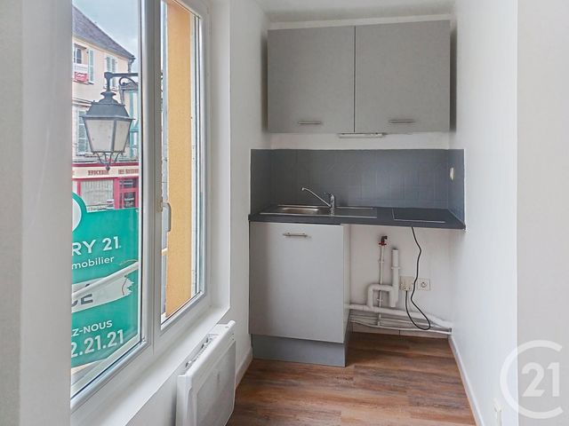 Appartement F1 &agrave; louer - 1 pi&egrave;ce - 18,36 m2 - Provins - 77 - ILE-DE-FRANCE