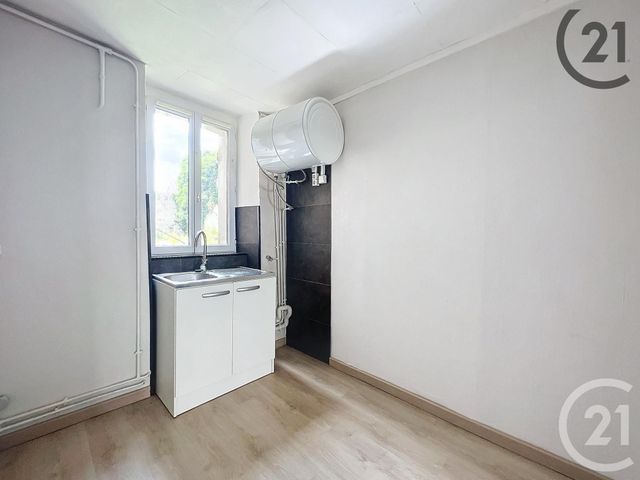 Appartement F1 &agrave; louer - 1 pi&egrave;ce - 27,90 m2 - Villiers St Georges - 77 - ILE-DE-FRANCE