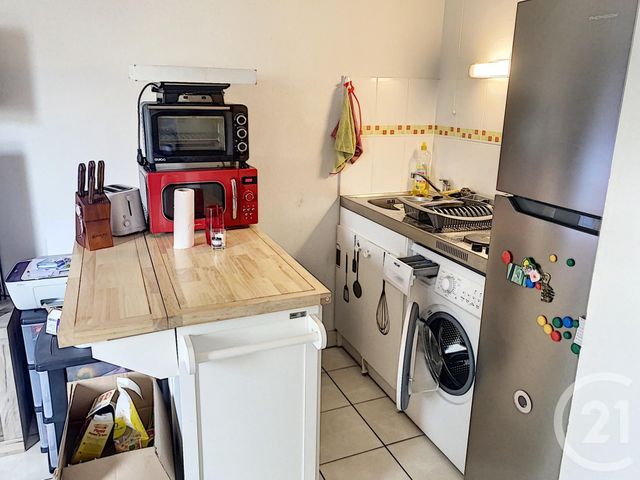 Appartement Studio &agrave; louer - 1 pi&egrave;ce - 19,70 m2 - Provins - 77 - ILE-DE-FRANCE