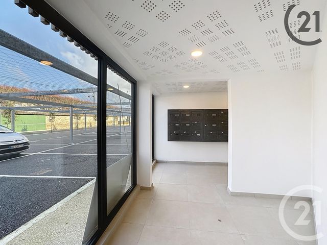 Appartement F2 &agrave; louer - 2 pi&egrave;ces - 43,54 m2 - Provins - 77 - ILE-DE-FRANCE