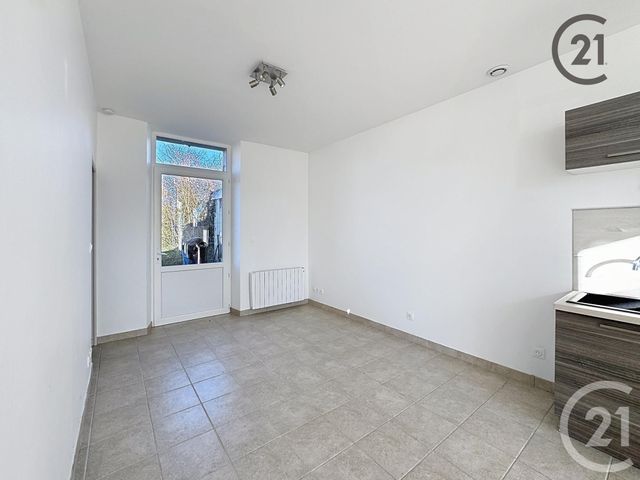 Maison &agrave; louer - 3 pi&egrave;ces - 48,18 m2 - Chalmaison - 77 - ILE-DE-FRANCE