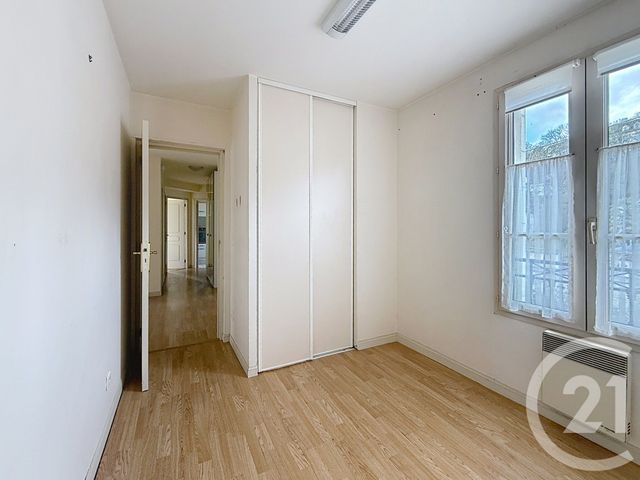 Appartement F4 &agrave; vendre - 4 pi&egrave;ces - 99,60 m2 - Provins - 77 - ILE-DE-FRANCE