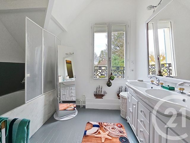 Maison &agrave; vendre - 7 pi&egrave;ces - 195 m2 - Mouy Sur Seine - 77 - ILE-DE-FRANCE