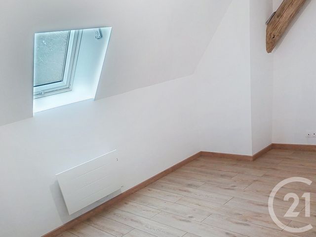 Maison &agrave; louer - 4 pi&egrave;ces - 106 m2 - Chalautre La Grande - 77 - ILE-DE-FRANCE