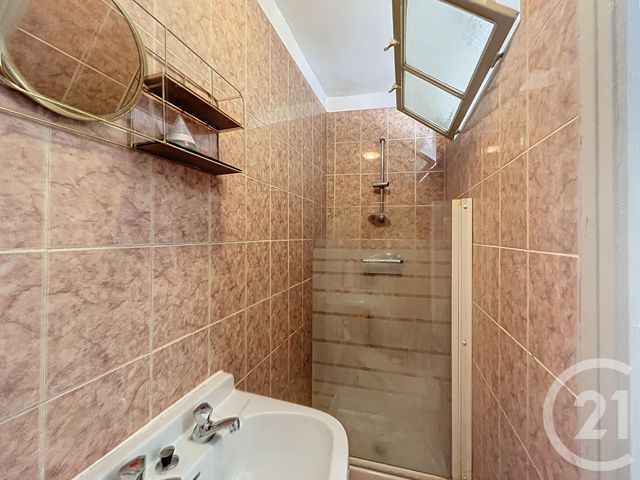 Appartement F1 &agrave; louer - 1 pi&egrave;ce - 26,34 m2 - Provins - 77 - ILE-DE-FRANCE