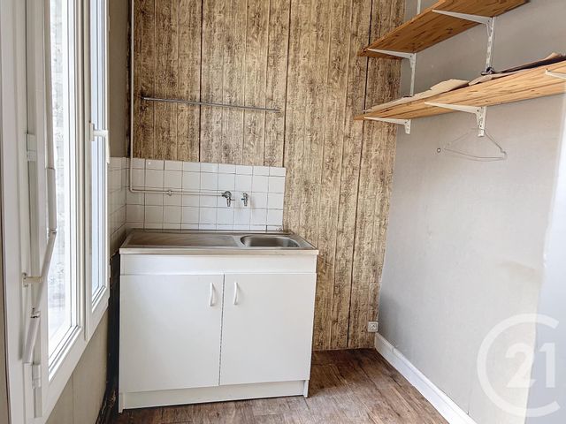 Appartement F2 &agrave; louer - 2 pi&egrave;ces - 42 m2 - Provins - 77 - ILE-DE-FRANCE