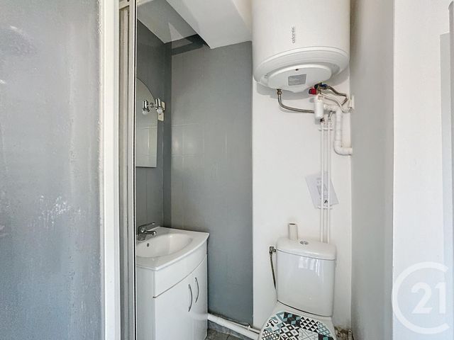 Appartement F1 &agrave; louer - 1 pi&egrave;ce - 18,59 m2 - Provins - 77 - ILE-DE-FRANCE