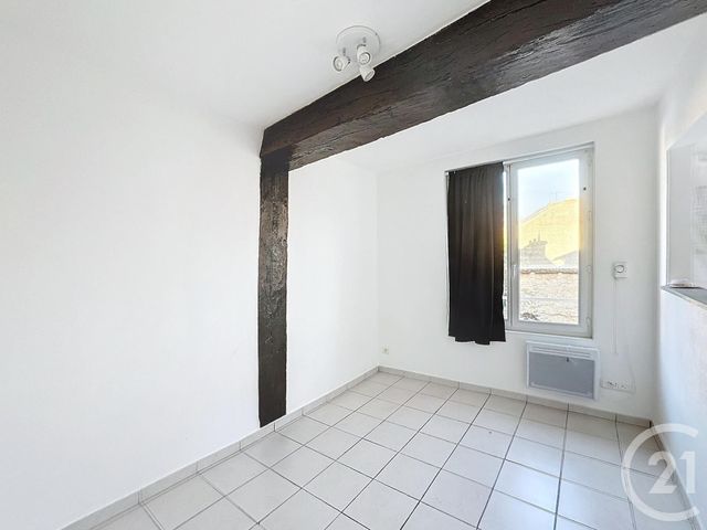 Appartement F1 &agrave; louer - 1 pi&egrave;ce - 18,59 m2 - Provins - 77 - ILE-DE-FRANCE
