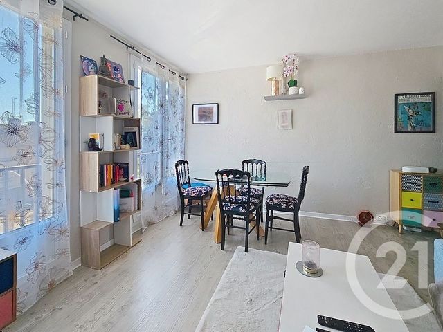 Appartement F4 &agrave; vendre - 4 pi&egrave;ces - 69,38 m2 - Provins - 77 - ILE-DE-FRANCE