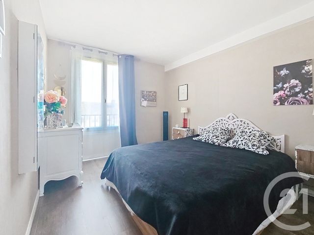 Appartement F4 &agrave; vendre - 4 pi&egrave;ces - 69,38 m2 - Provins - 77 - ILE-DE-FRANCE