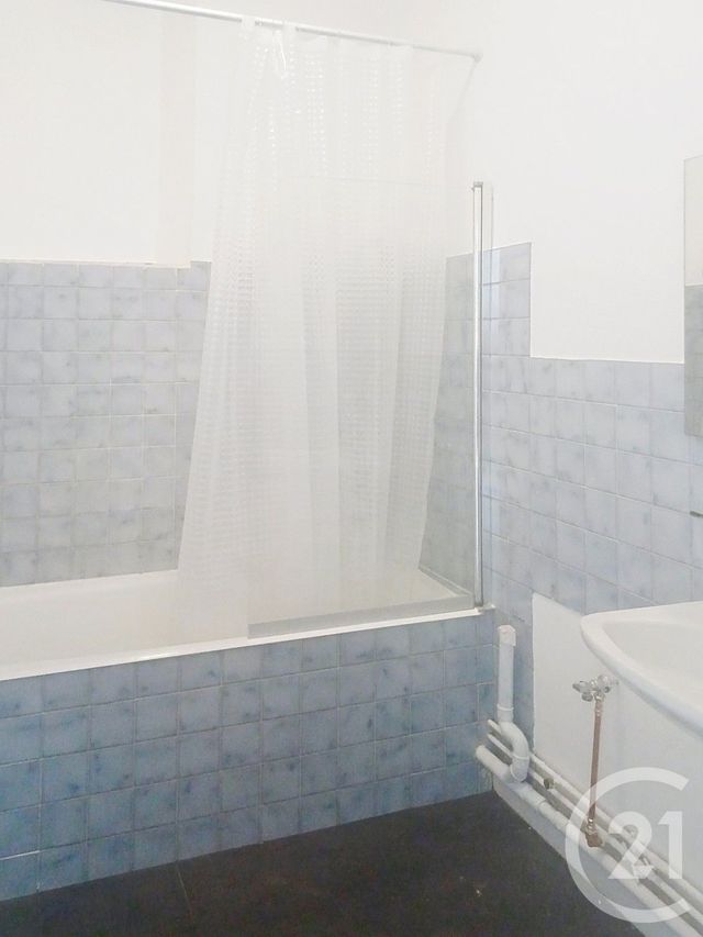 Appartement F1 &agrave; louer - 1 pi&egrave;ce - 32,25 m2 - Provins - 77 - ILE-DE-FRANCE