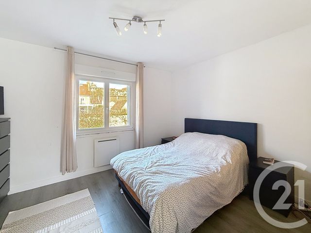 Maison &agrave; louer - 8 pi&egrave;ces - 155,10 m2 - Provins - 77 - ILE-DE-FRANCE