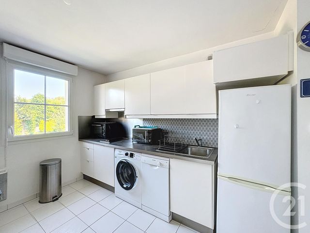 Appartement F1 &agrave; louer - 1 pi&egrave;ce - 31,73 m2 - Provins - 77 - ILE-DE-FRANCE