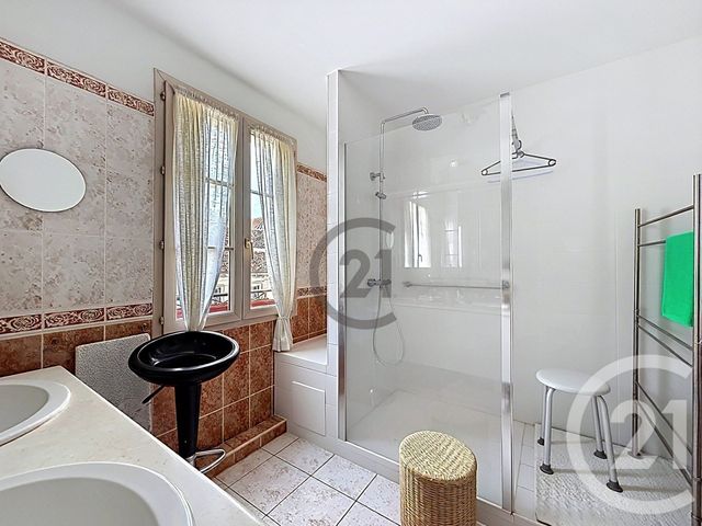Appartement F5 &agrave; vendre - 5 pi&egrave;ces - 112,11 m2 - Provins - 77 - ILE-DE-FRANCE