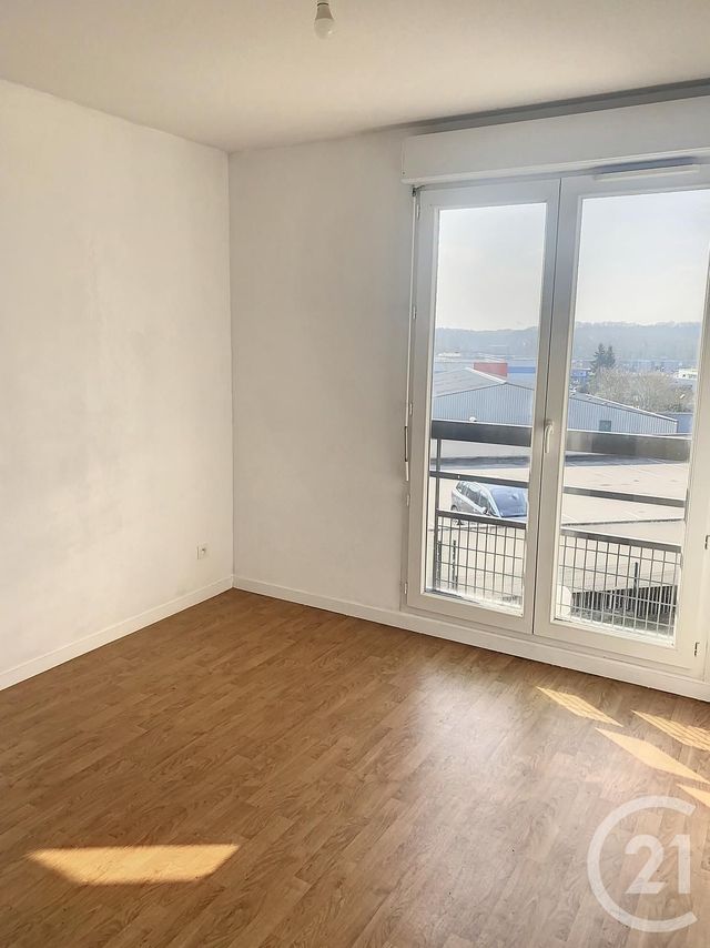 Appartement F3 &agrave; louer - 3 pi&egrave;ces - 52,62 m2 - Provins - 77 - ILE-DE-FRANCE