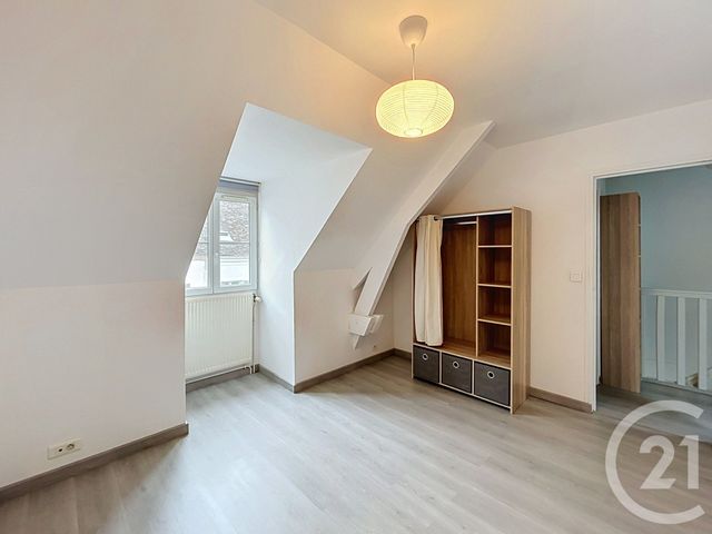 Appartement F4 &agrave; louer - 4 pi&egrave;ces - 67,66 m2 - Provins - 77 - ILE-DE-FRANCE