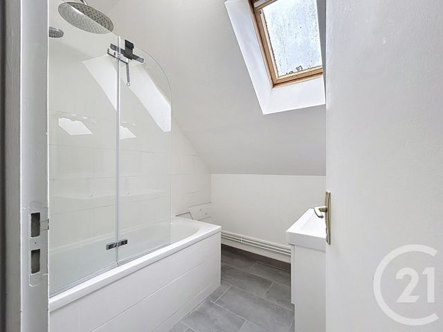 Appartement F4 &agrave; louer - 4 pi&egrave;ces - 67,66 m2 - Provins - 77 - ILE-DE-FRANCE