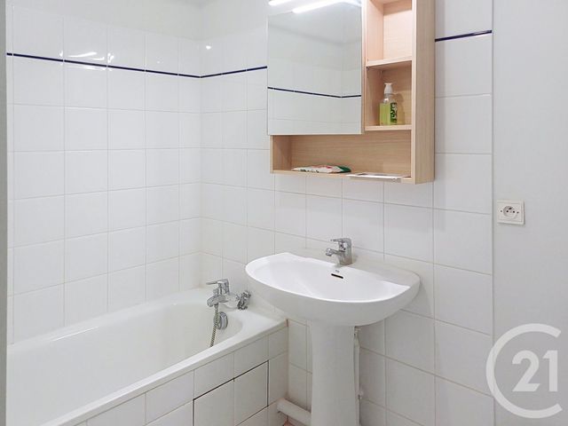 Appartement F2 &agrave; louer - 2 pi&egrave;ces - 44,26 m2 - Provins - 77 - ILE-DE-FRANCE
