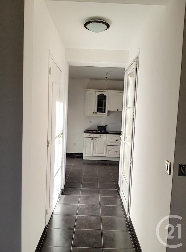 Maison &agrave; louer - 4 pi&egrave;ces - 89,75 m2 - Provins - 77 - ILE-DE-FRANCE
